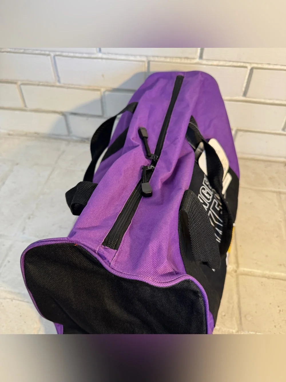 NWT Los Angeles Lakers Duffel Tote Bag - The Northwest Company